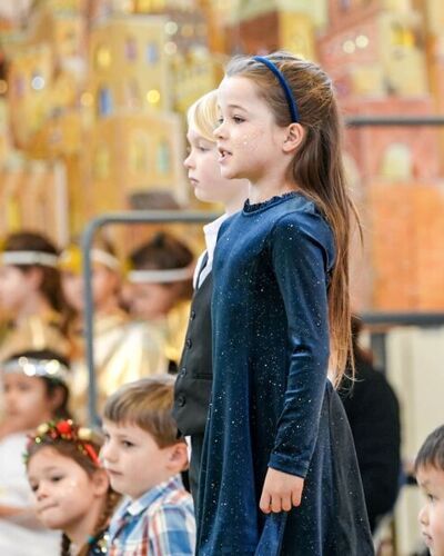 Stroud KS1 Nativity 2022 DTB 107